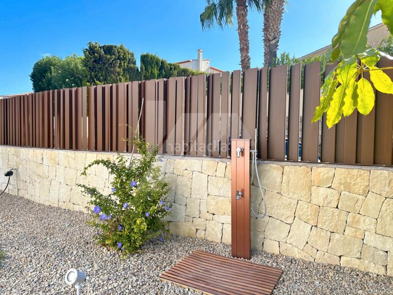 Foto 6821c51a-d91d-486d-bb95-83584afc01a9. Xalet amb calefacció aparcament piscina a La Fustera Benissa