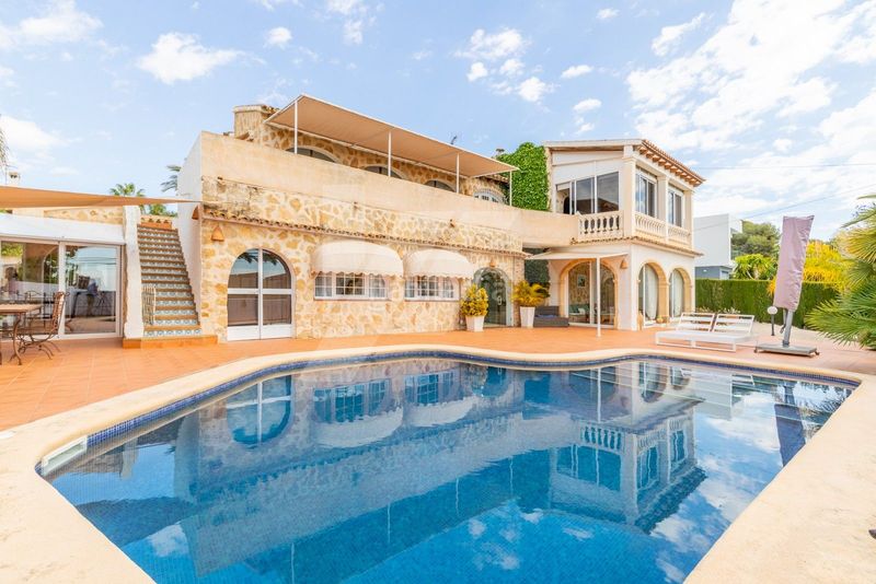 Foto 44a1fec1-cb95-4b12-966d-ad0ae066c46d. Chalet en El Portet-Pla del Mar Moraira