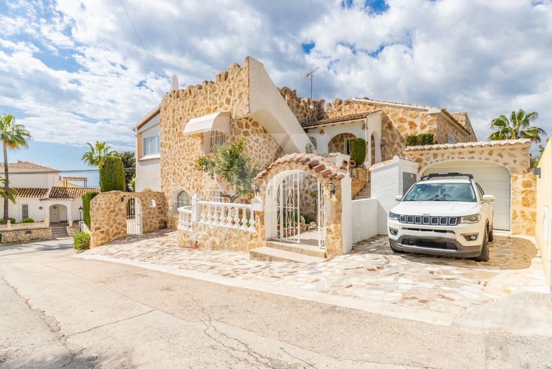 Foto 63dbbad3-d22a-4d0d-a629-437585cd3469. Chalet en El Portet-Pla del Mar Moraira