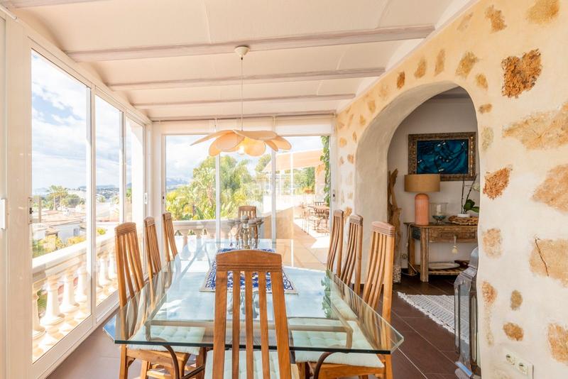 Foto fd8199f0-2626-4d9a-8cdf-9fa2c94a1bed. Chalet con riscaldamento parcheggio piscina in El Portet-Pla del Mar Moraira