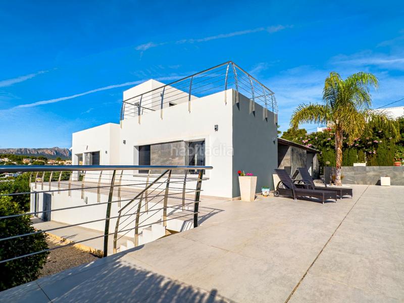 Foto c05eef32-3ff4-469c-82a7-e5526dd8af64. Chalet mit heizung parking pool in La Fustera Benissa