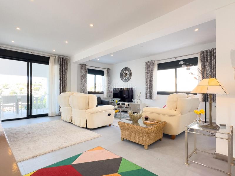 Foto e838da5c-448e-4153-882d-b721e6b08139. Chalet with heating parking pool in La Fustera Benissa