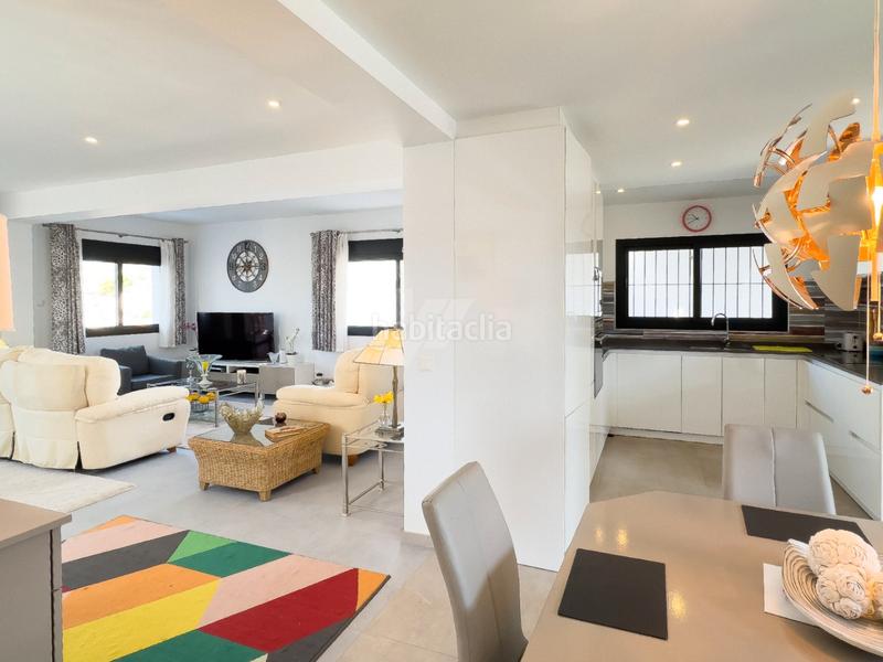 Foto d895296e-ce4c-48f7-a643-d5964262b9c7. Chalet avec chauffage parking piscine dans La Fustera Benissa