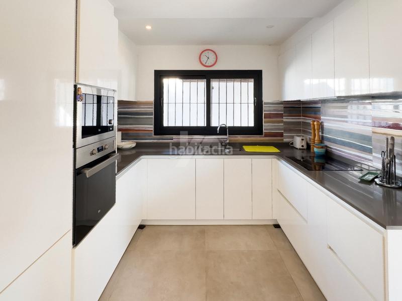 Foto f66bff06-0160-461f-bf22-6ace93729073. Chalet en La Fustera Benissa