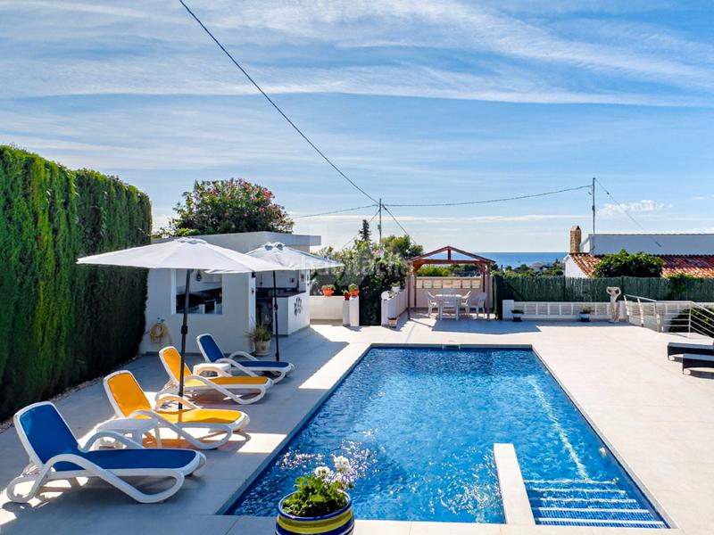 Foto 8a715be7-eb12-475a-9e53-69a7f4b3417b. Chalet con riscaldamento parcheggio piscina in La Fustera Benissa