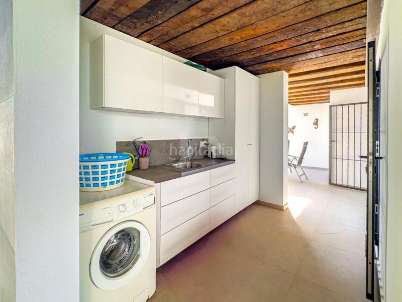 Foto 1220ad24-373e-4c56-b812-af2646b82ead. Xalet amb calefacció aparcament piscina a La Fustera Benissa