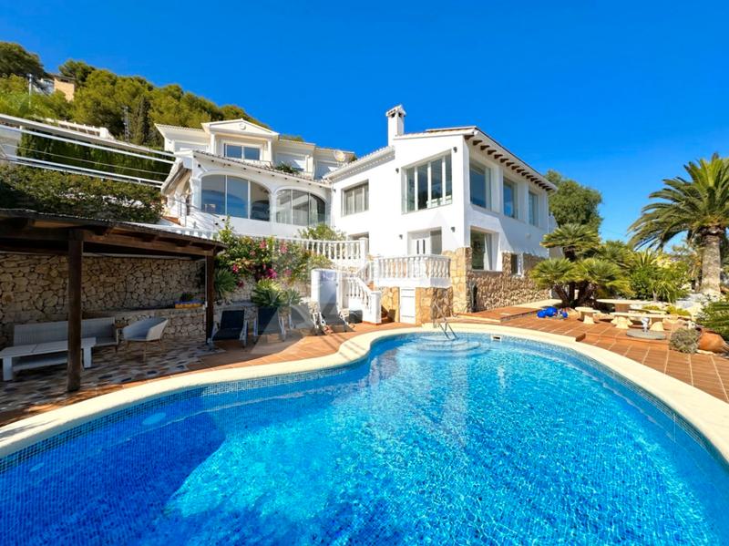 Foto 2db7e304-7c24-43db-891f-80c3142ca545. Chalet mit heizung parking pool in Pinar de Advocat-Cometa Moraira