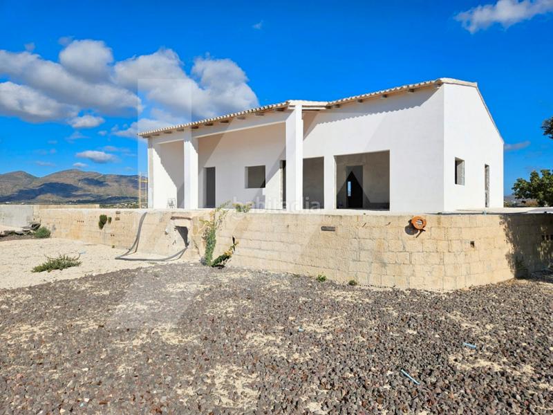 Foto 27ae9db7-de5a-47f5-9891-a5d4e7c76044. Country house with heating parking in Benissa pueblo Benissa