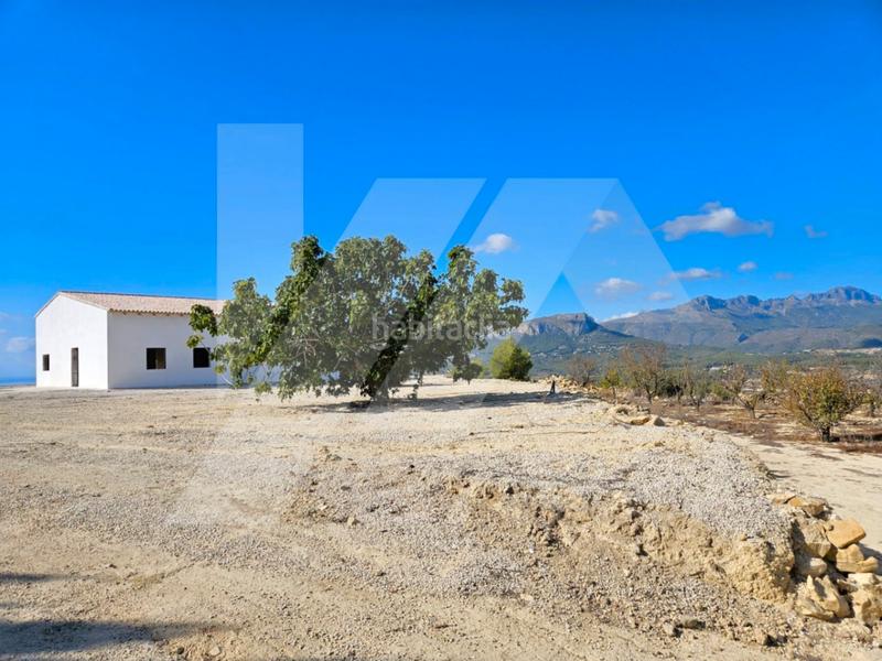 Foto cb72e871-9e04-45ac-aac1-831b744512fc. Country house with heating parking in Benissa pueblo Benissa