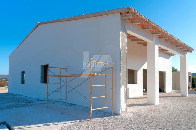 Foto 1f2d5562-bd67-47e1-bb7d-0e1e587bf61a. Masia amb calefacció aparcament a Benissa pueblo Benissa