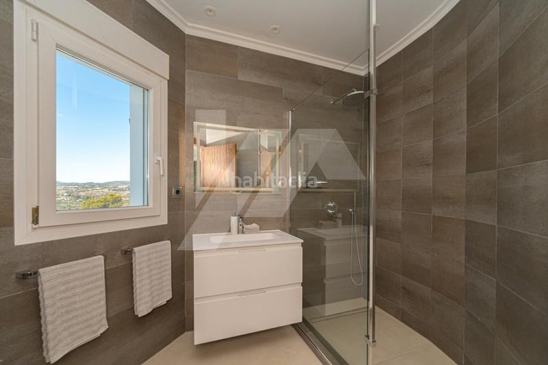 Foto 4db1a67a-75f8-4027-a450-ad53384e0cf2. Chalet mit heizung parking pool in Paichi Moraira