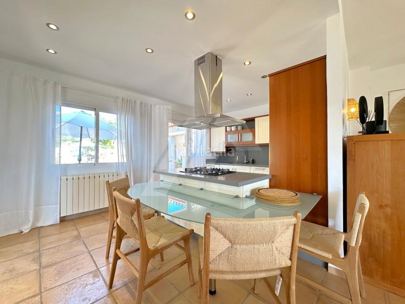 Foto 1d8468b0-adc2-46be-9c74-e5a937b8b8b5. Chalet with heating parking pool in Cumbre del Sol Poble Nou de Benitatxell (el)