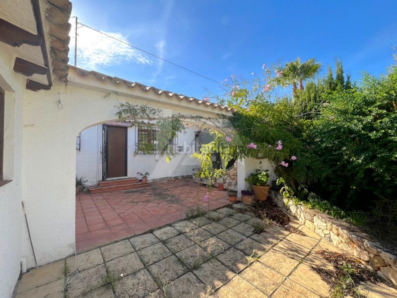 Foto 3bfe6926-7500-4f12-a7b6-f636cae585cd. Chalet en Cala Advocat-Baladrar Benissa