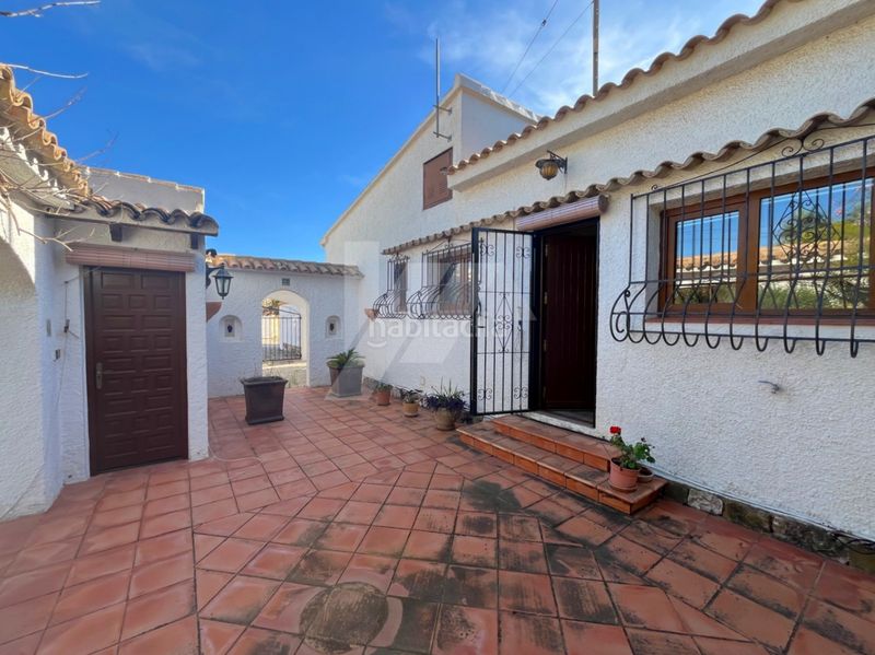 Foto 538d5718-81e0-4555-86bb-ed49325fd125. Chalet en Cala Advocat-Baladrar Benissa