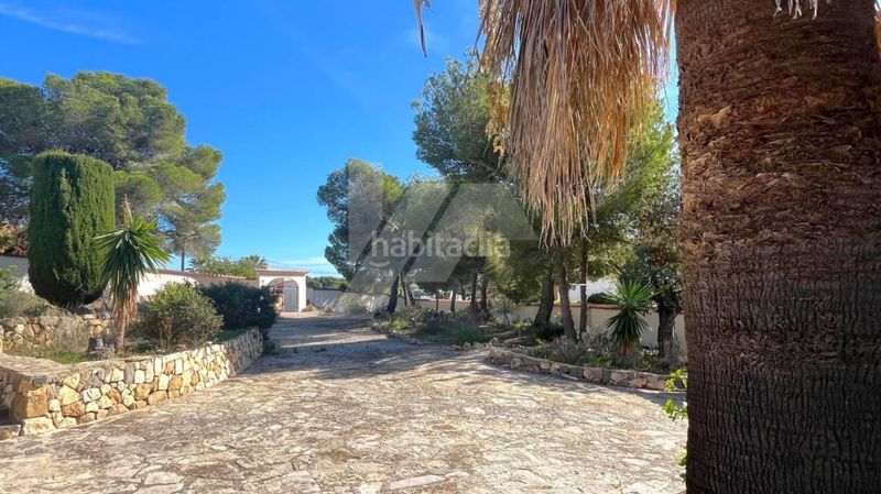 Foto 638c179f-7187-4ea4-814f-f89518019145. Chalet en Cala Advocat-Baladrar Benissa