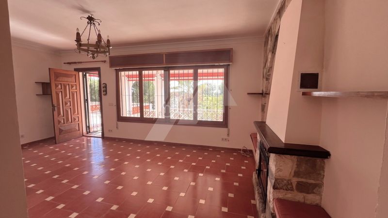 Foto a5b15fd3-e441-402e-a4e1-b9f084a7cb02. Chalet en Cala Advocat-Baladrar Benissa