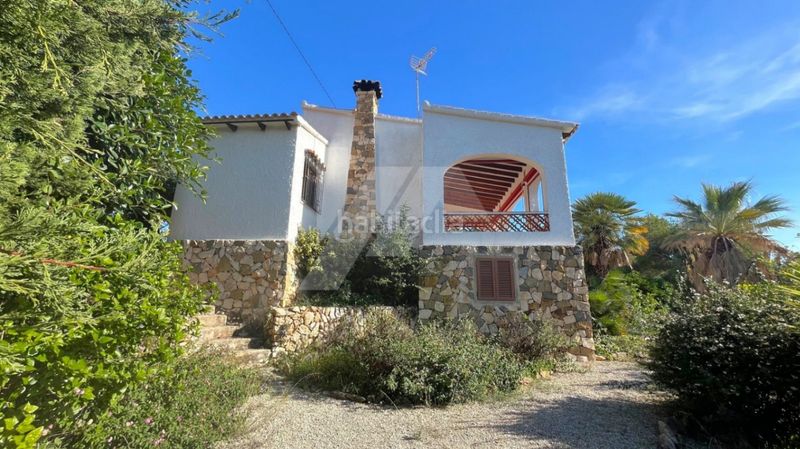 Foto ae88c3f7-65e5-40e9-9303-af4814a132b7. Chalet en Cala Advocat-Baladrar Benissa