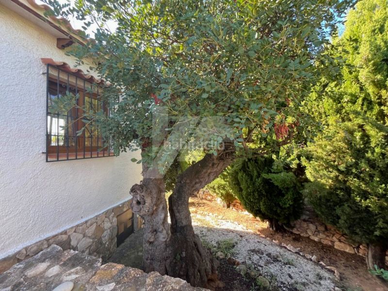 Foto d67cfb43-6850-459f-8721-0c0e05eabf3d. Chalet en Cala Advocat-Baladrar Benissa