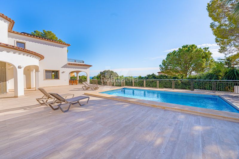 Foto 6dcd2402-1ccc-49fe-9eae-eb17638e24e6. Chalet with heating parking pool in Moravit-Cap Blanc Moraira