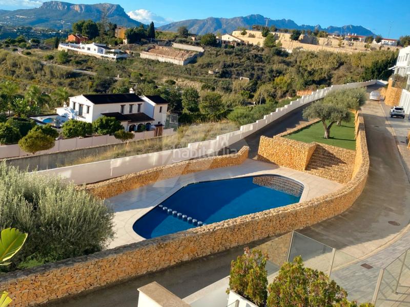 Foto b015e1b9-214c-4601-b356-fe34fd80425c. Casa a schiera con riscaldamento parcheggio piscina in Benissa