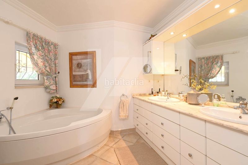 Foto 16f5150d-1858-4c4b-bec8-0958b6713a8a. Xalet amb calefacció aparcament piscina a La Viña-Montemar-San Jaime Benissa
