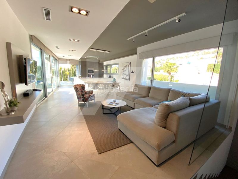 Foto b08a2607-171a-419e-9578-71d34f098831. Xalet amb calefacció aparcament piscina a La Fustera Benissa