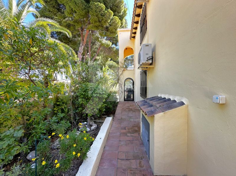 Foto 635b745d-c7fe-46ca-8fb6-f0fd724093ad. Apartament amb calefacció aparcament piscina a Benimeit-Tabaira Moraira