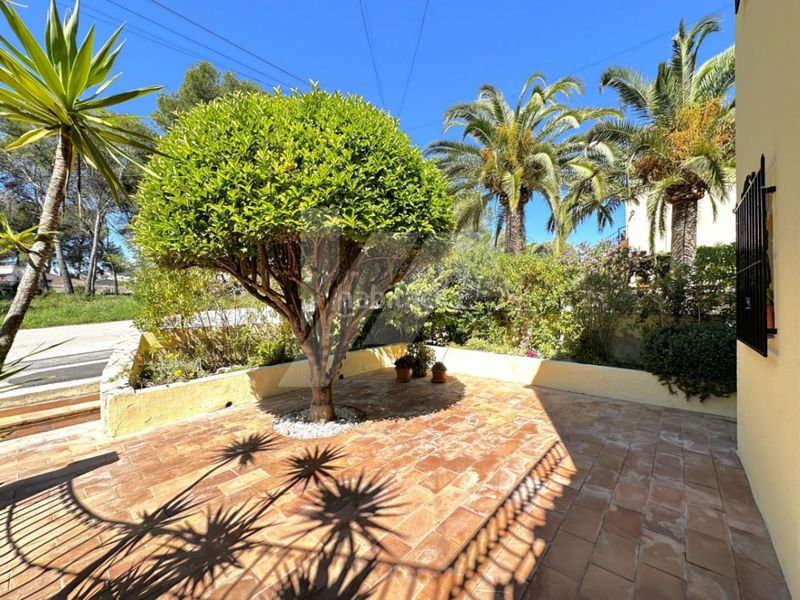 Foto 95c5f535-4b89-4b98-bf85-dd0224498e14. Apartament amb calefacció aparcament piscina a Benimeit-Tabaira Moraira