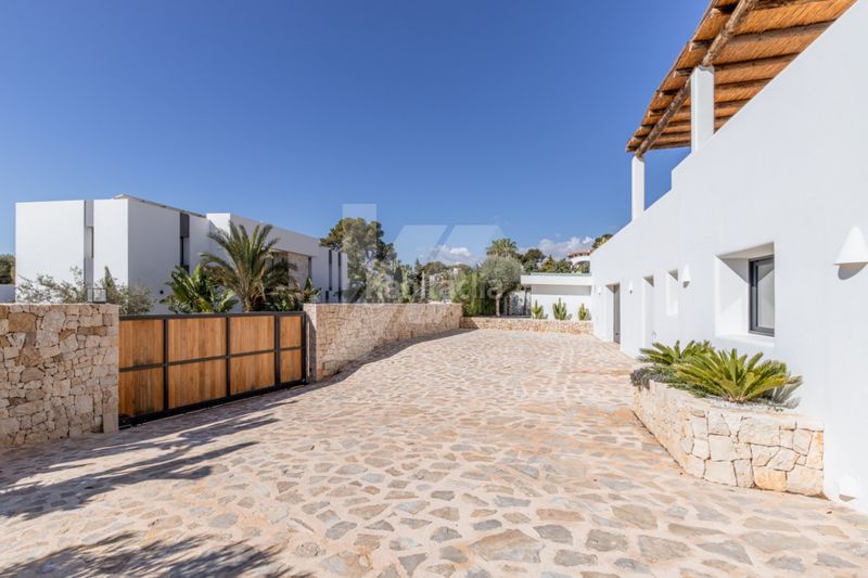 Foto dfd482a8-6279-4763-8f9a-5184ab9508ec. Xalet amb calefacció aparcament piscina a Moravit-Cap Blanc Moraira