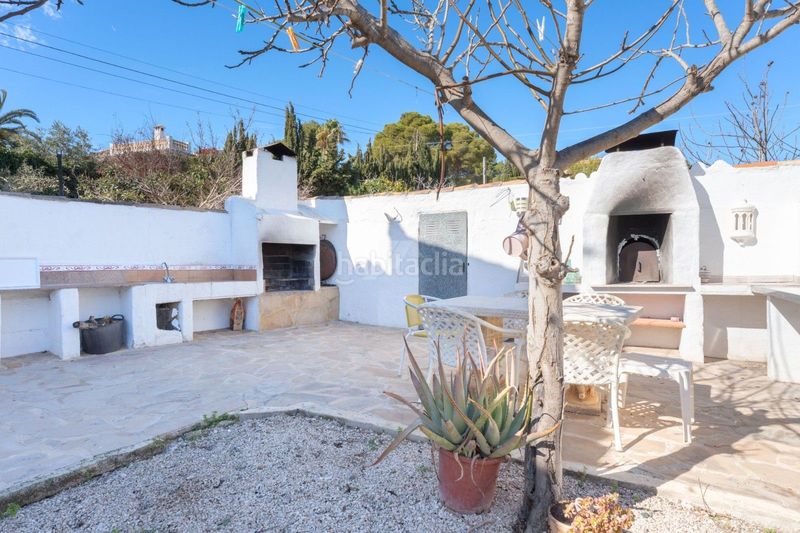 Foto 883d7d8c-b09c-4adf-8d72-ca616b80ea07. Xalet amb calefacció aparcament piscina a Cala Advocat-Baladrar Benissa