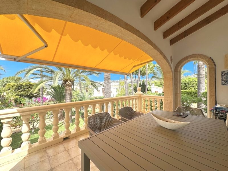 Foto 5cc7d425-90bb-4148-817d-b7a2081199f6. House with heating parking pool in Moravit-Cap Blanc Moraira