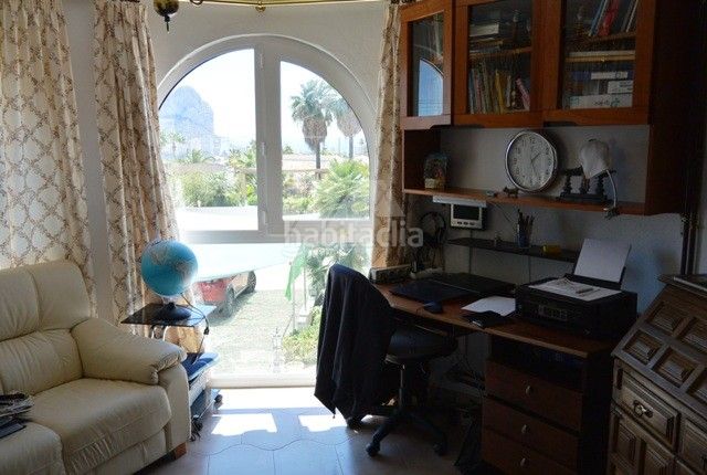 Foto b5b8276b-5b62-4917-a4cb-34e556aba1d6. Chalet en Cometa Calp