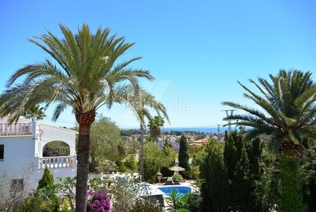 Foto d56ea037-8e9a-4697-a018-cdb67b5701c1. Chalet en Cometa Calp