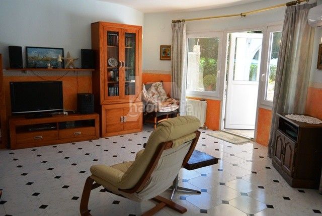 Foto f73c8776-baad-454b-a624-a1e06cd62824. Chalet en Cometa Calp