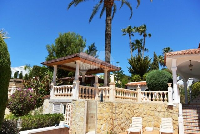 Foto f753b4a3-efdf-44b1-8aa2-8e4dd9f8203c. Chalet en Cometa Calp
