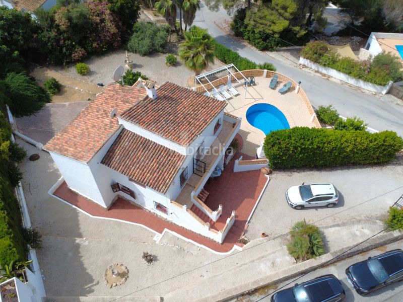 Foto c43af4e8-279b-4641-9dd2-3bbb4c8811d4. Chalet en Paichi Moraira