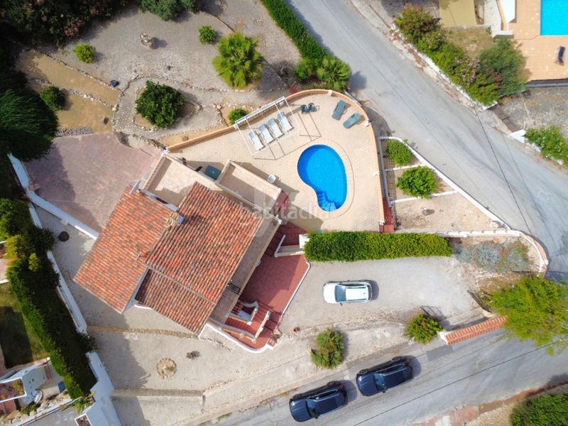 Foto eca9a857-422a-4f7e-a7c6-3241d267c73f. Chalet en Paichi Moraira