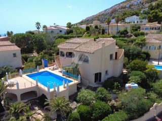 Chalet in Cumbre del Sol