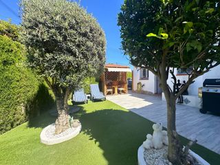 Casa bifamiliare in Pinar de Advocat-Cometa