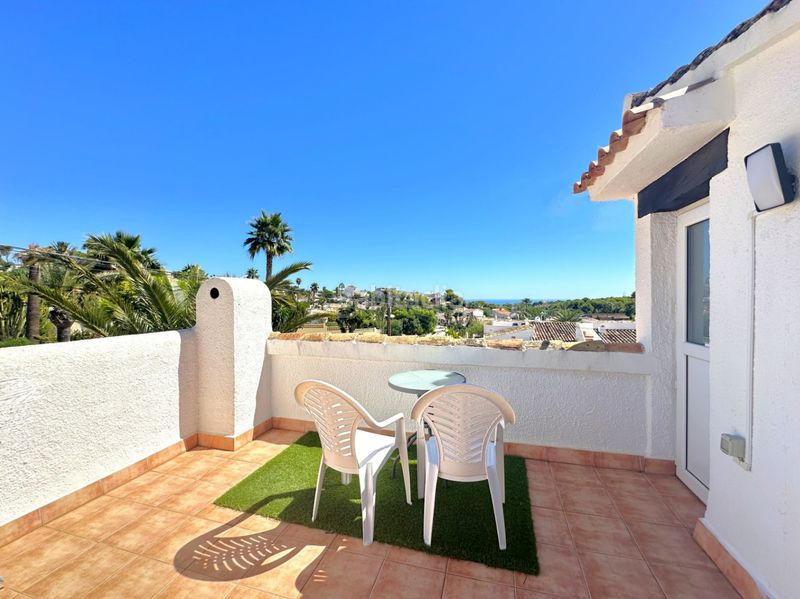Foto 4bfec7fe-38f1-4444-9b0d-a1f6ec148881. Casa pareada en Pinar de Advocat-Cometa Moraira