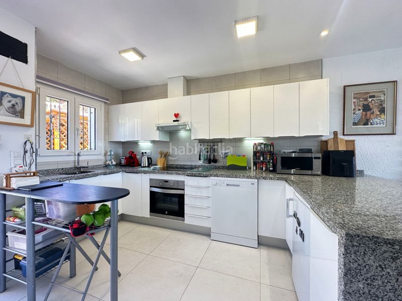 Foto c4b05d7c-e272-4771-b037-b0f952f1983a. Casa pareada en Pinar de Advocat-Cometa Moraira