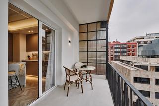Etagenwohnung  Calle de diego de len. Vivienda exterior con terraza y balcn