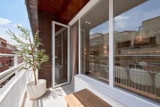 Appartement  Calle naciones. Vivienda exterior con balcon