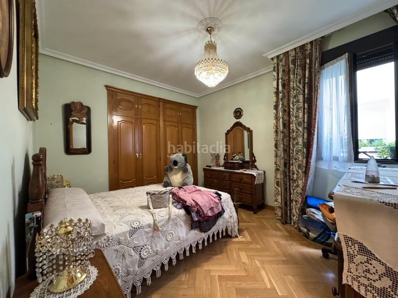 Foto aab8194e-4794-4d33-adda-2a69fbc87267. Pis amb calefacció a Argüelles Madrid