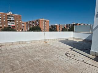 tic  Calle las fbricas. Atico exterior con terraza