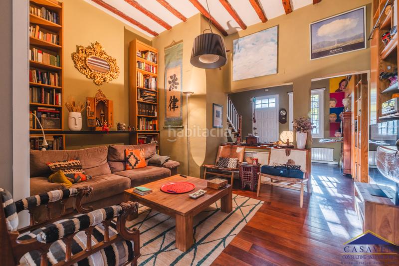 Foto 1b1dac9e-449c-4706-8c73-f06eb7929399. Chalet  con terraza y jardin en Ciudad Jardín Madrid