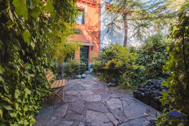 Foto 477acf30-1d72-4c2d-a5d1-8e2818a570c4. Chalet  con terraza y jardin en Ciudad Jardín Madrid