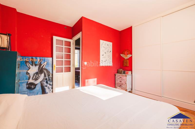 Foto 69690426-534d-4aa5-915c-16b5848086b8. Chalet  con terraza y jardin en Ciudad Jardín Madrid