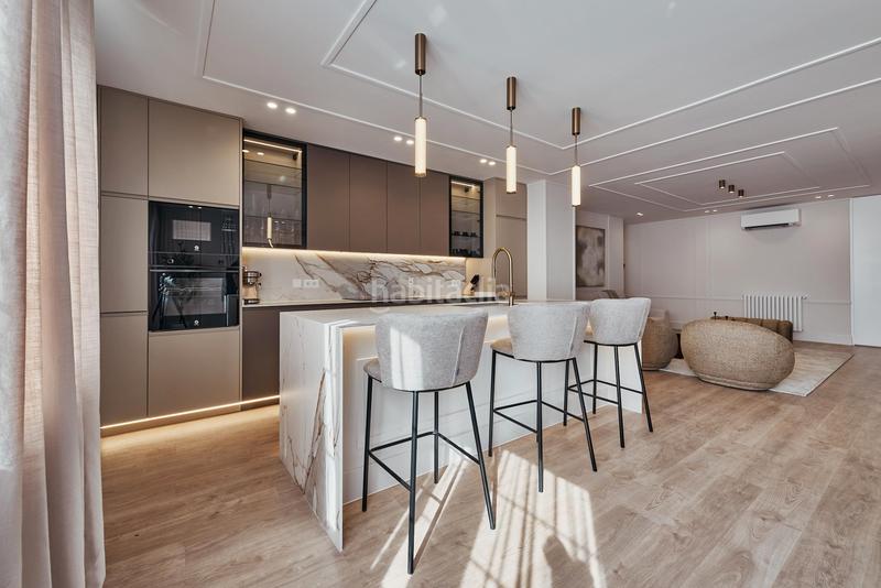 Foto 4b57bdfe-338c-4045-b480-12cc2bcc9fa8. Pis amb calefacció aparcament a Lista Madrid