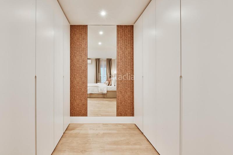 Foto f182a145-70c7-4bd3-b21c-64a869f90a3e. Pis amb calefacció aparcament a Lista Madrid